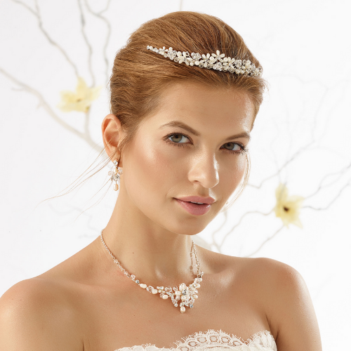 Tiara T114