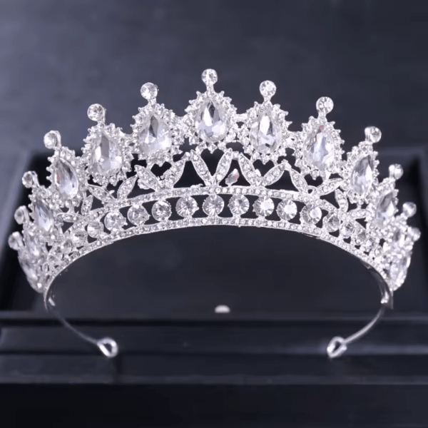 Tiara Coroa T110